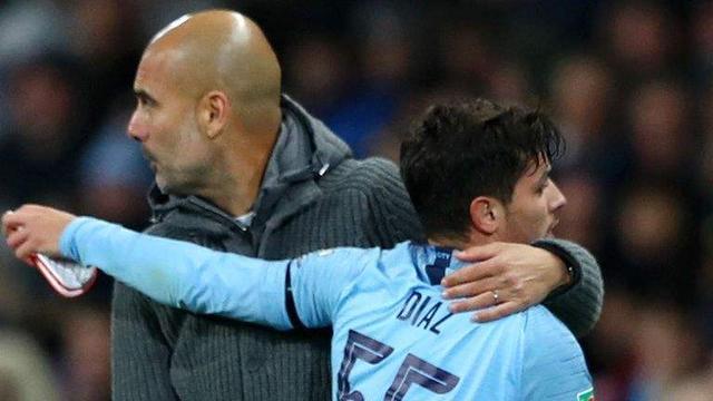 争和年轻车 争和年轻车