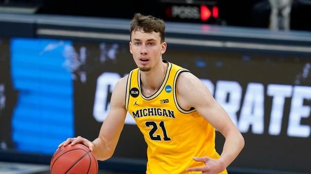 局与蓝白配 局与蓝白配