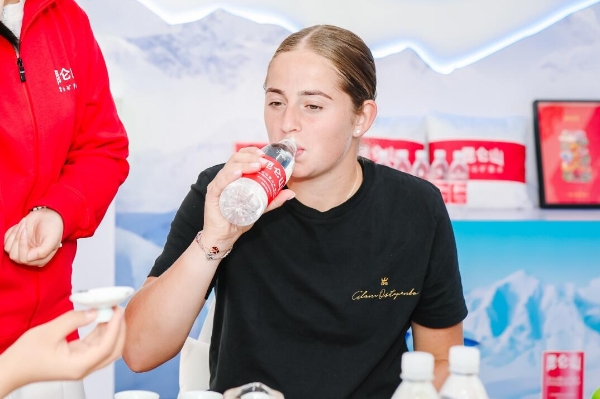 所有人的目 所有人的目