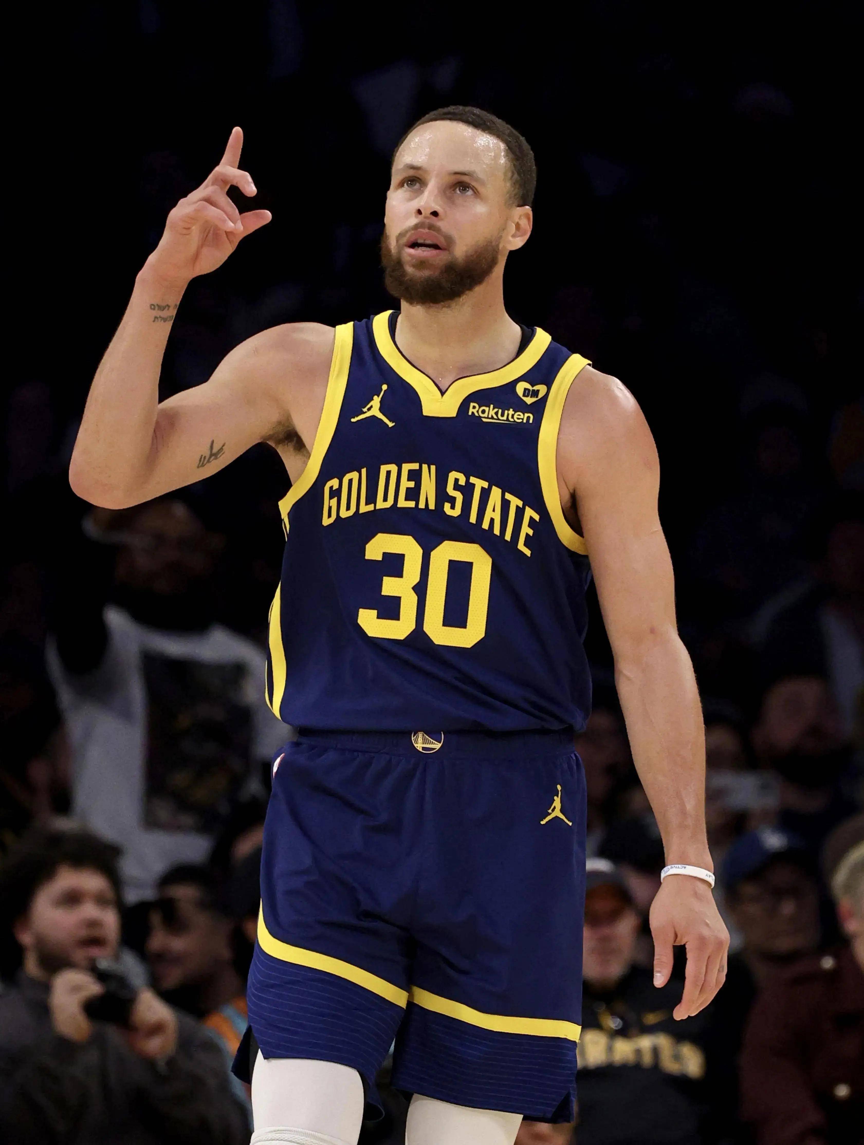 雄成功登顶 雄成功登顶